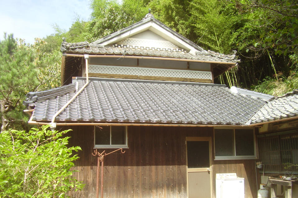 葺き替え工事 美咲町施行後の画像