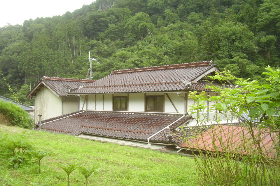 葺き替え工事 美咲町施行後の画像